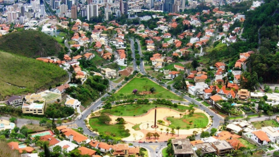 Praça Governador Israel Pinheiro (Praça do Papa)